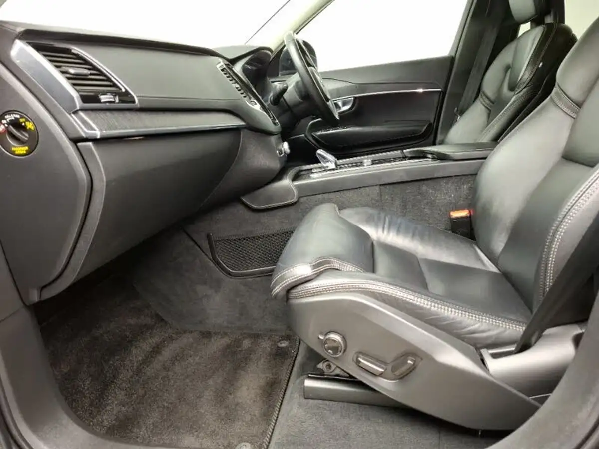 2019-volvo-xc90-20-t8-inscription-390bhp-big-4