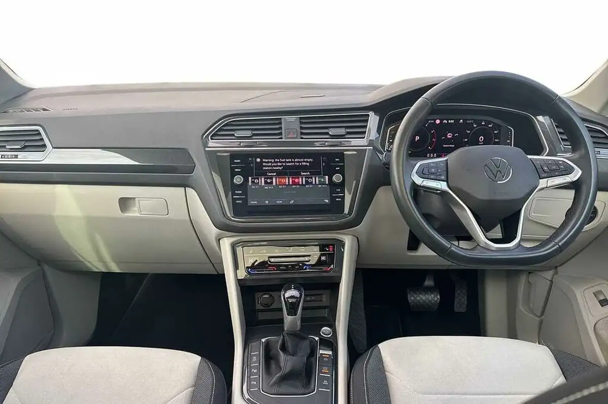 2021-volkswagen-tiguan-15-tsi-elegance-big-9