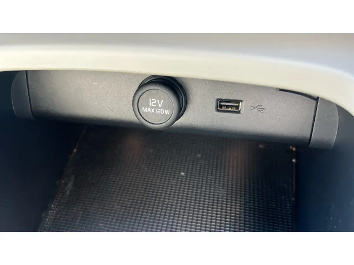 2020-volvo-xc40-15-t3-inscription-geartronic-big-25