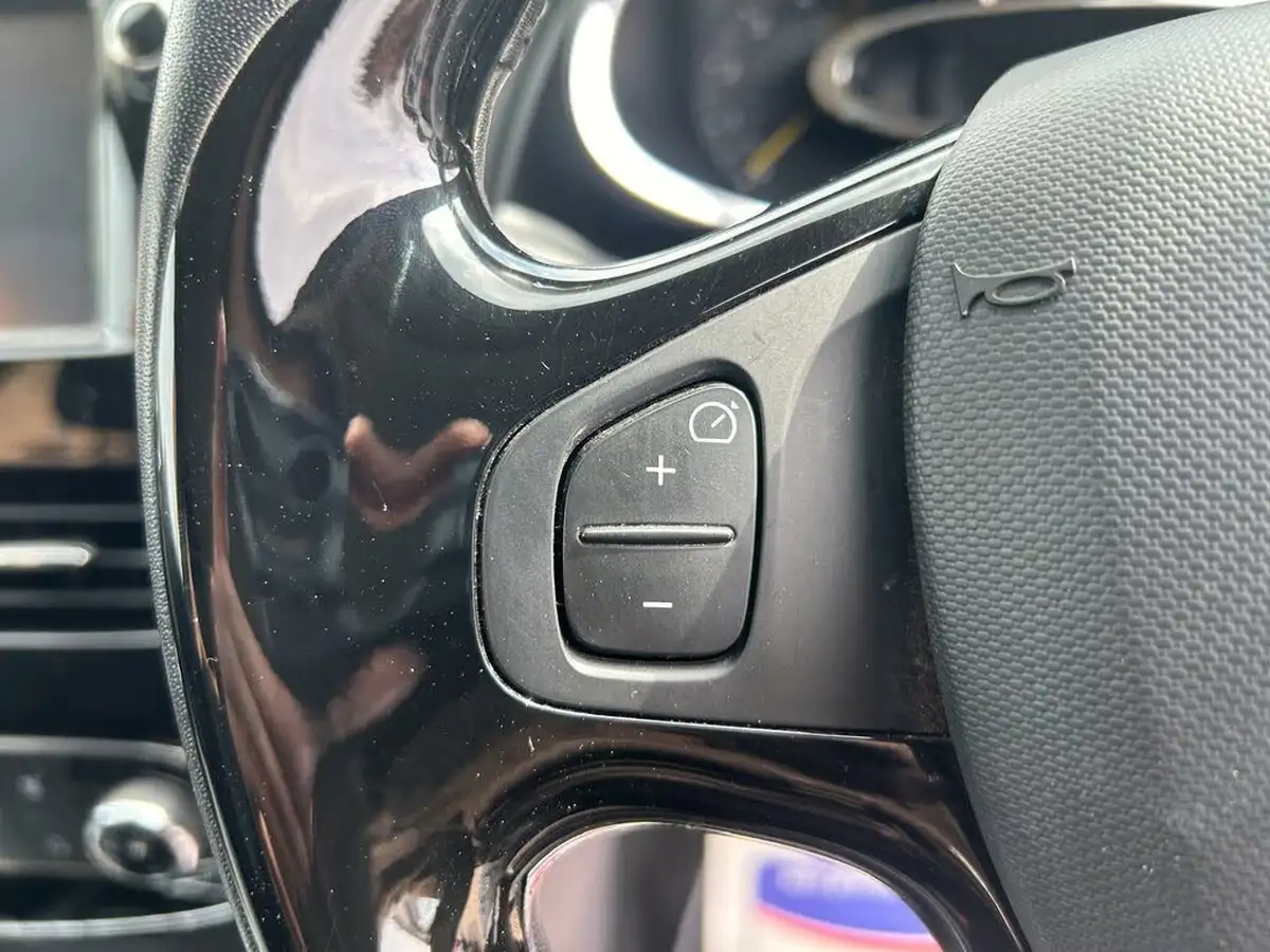 2015-renault-clio-15dci-dynamique-s-medianav-edc-auto-big-45