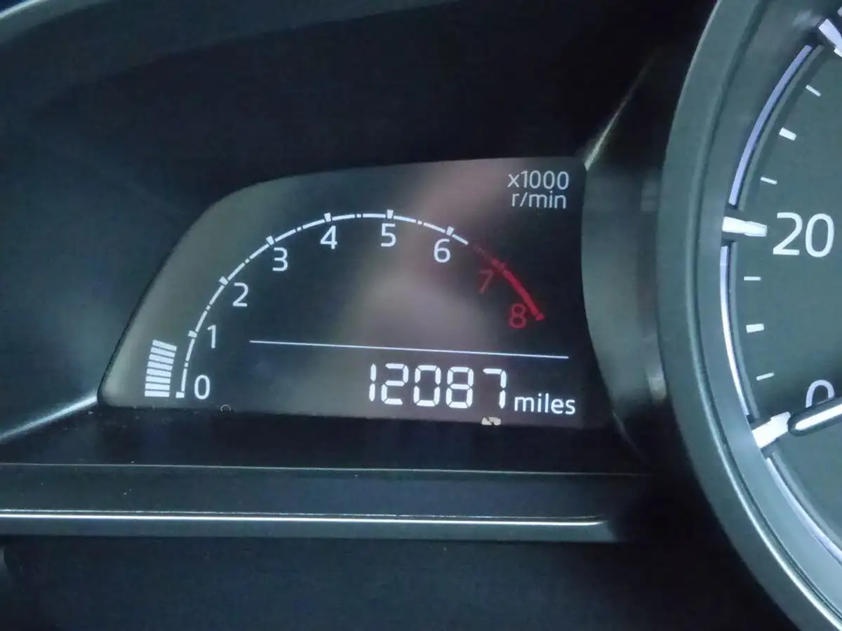 2018-mazda-mazda2-15-se-l-nav-big-16