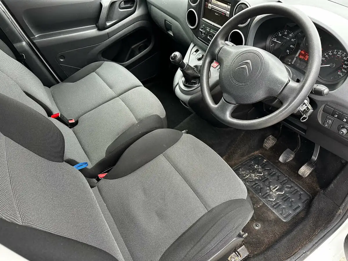2017-citroen-berlingo-16td-l1-850-enterprise-special-edition-16bluehdi-100eu6-panel-big-14