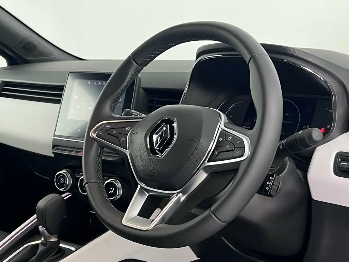 2023-renault-clio-16-techno-big-16