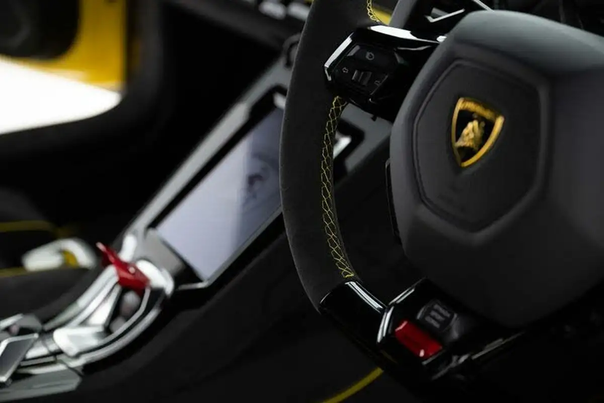 2023-lamborghini-huracan-52-tecnica-big-16