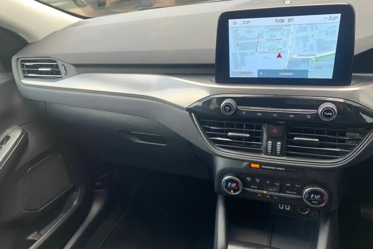 2020-ford-kuga-15-titanium-big-27