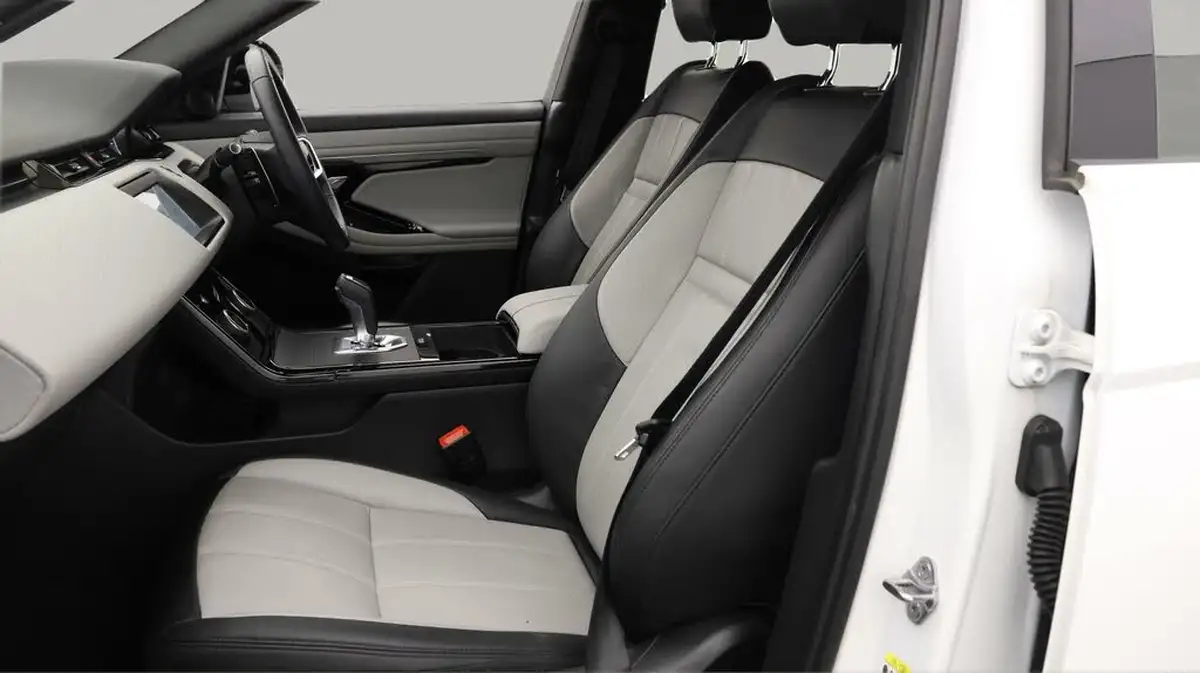 2023-land-rover-range-rover-evoque-15-p300e-r-dynamic-s-big-13