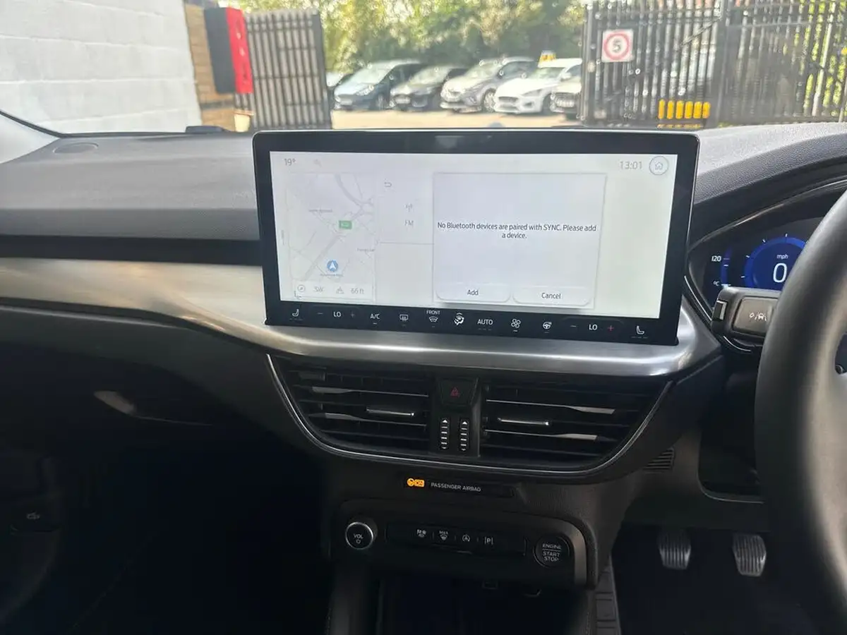 2022-ford-focus-10t-titanium-vignale-155ps-hybrid-mhev-hatchback-big-20
