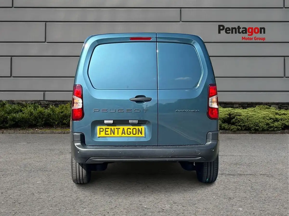 2024-peugeot-partner-15-bluehdi-professional-100pseu6d-big-13