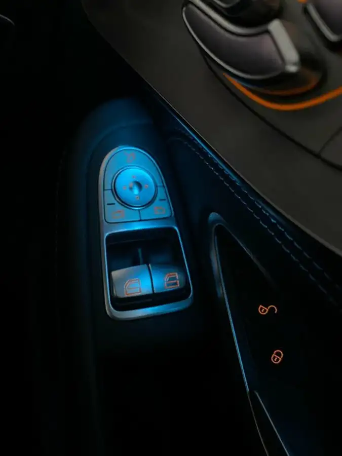 2018-mercedes-benz-c-class-21d-c220d-amg-line-premiumss-coupe-2d-9g-tronic-plus-big-27