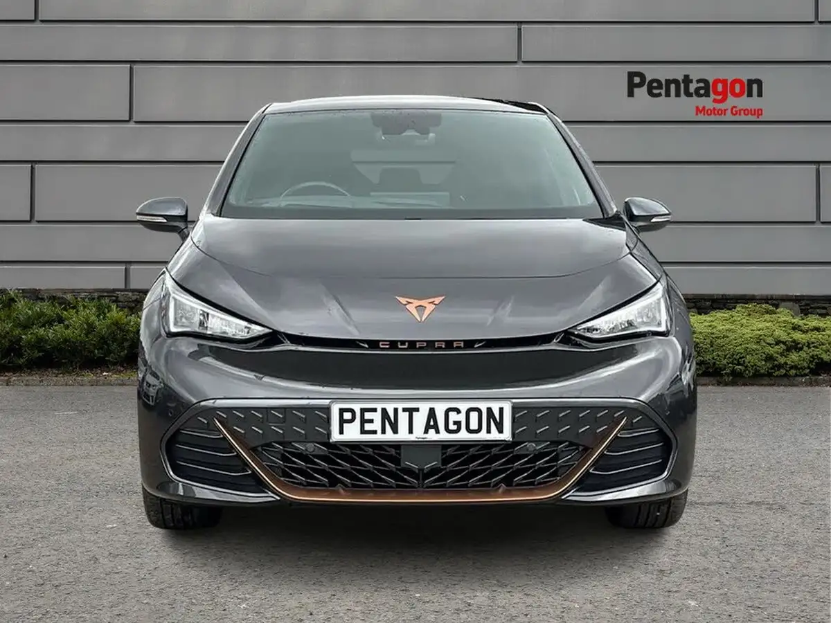 2023-cupra-born-e-v2-204ps-58kwh-big-12