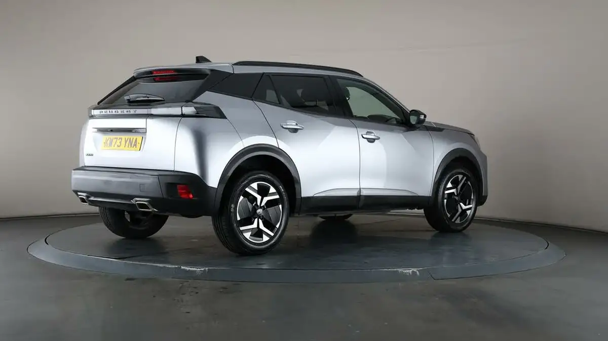 2023-peugeot-2008-suv-12-puretech-allure-big-57