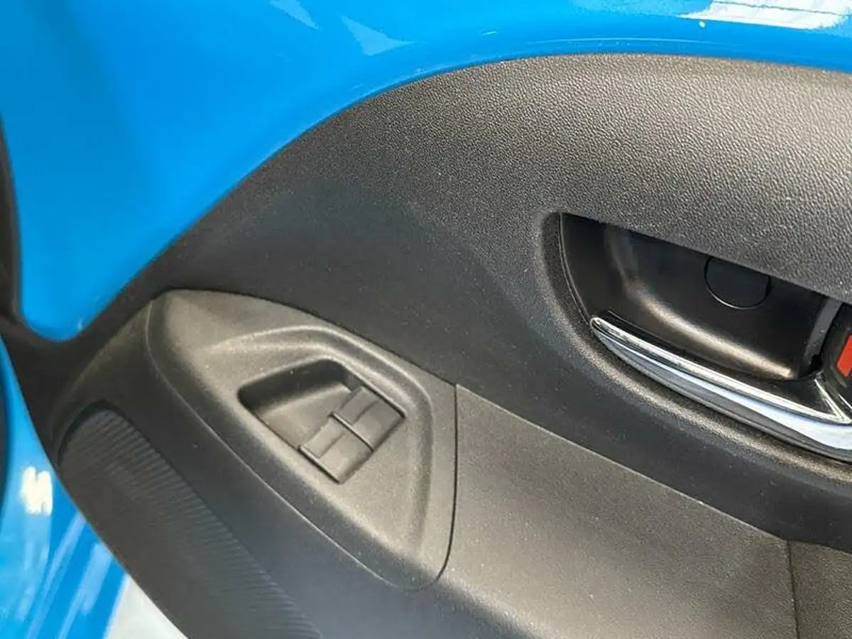 2019-toyota-aygo-10-vvt-i-x-plore-big-13