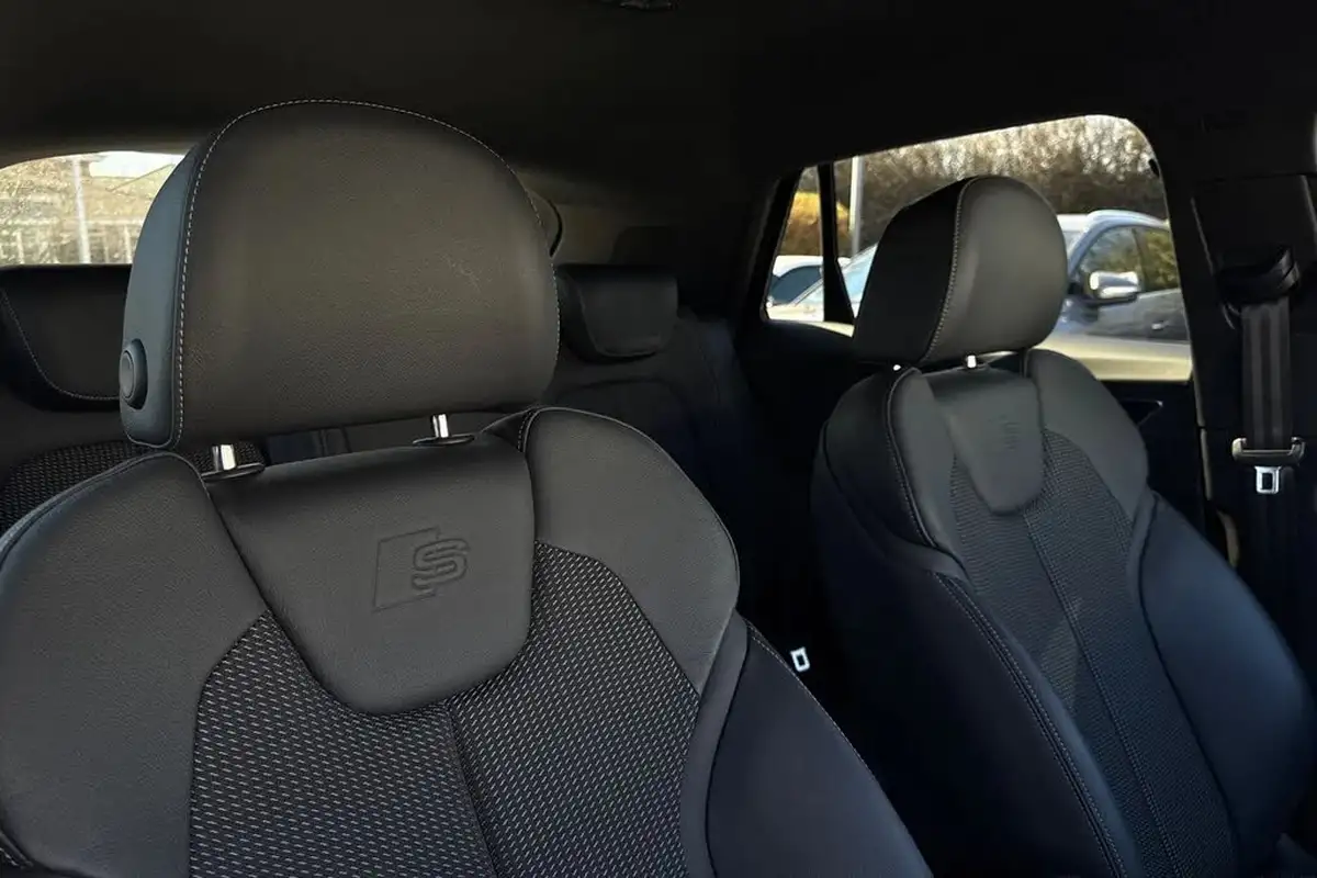 2024-audi-q2-15-35-tfsi-s-line-tronic-big-23