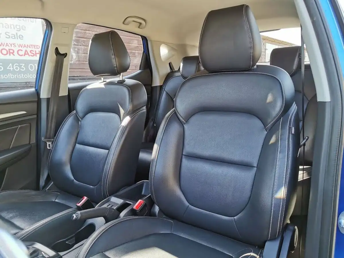 2017-mg-zs-suv-10t-gdi-exclusive-big-18