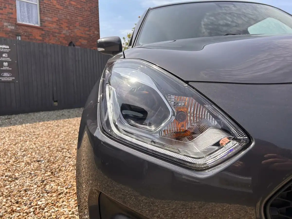2024-suzuki-swift-12-dualjet-sz5-big-8