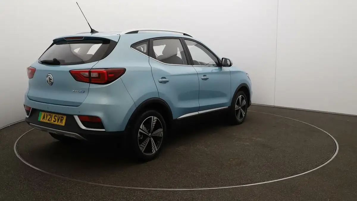2021-mg-zs-suv-e-exclusive-ev-big-48