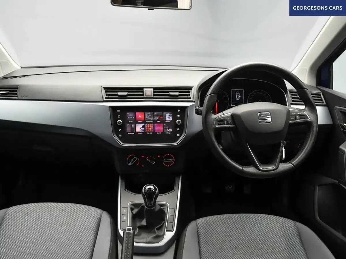 2019-seat-arona-10-tsi-se-technology-95ps-ss-big-11
