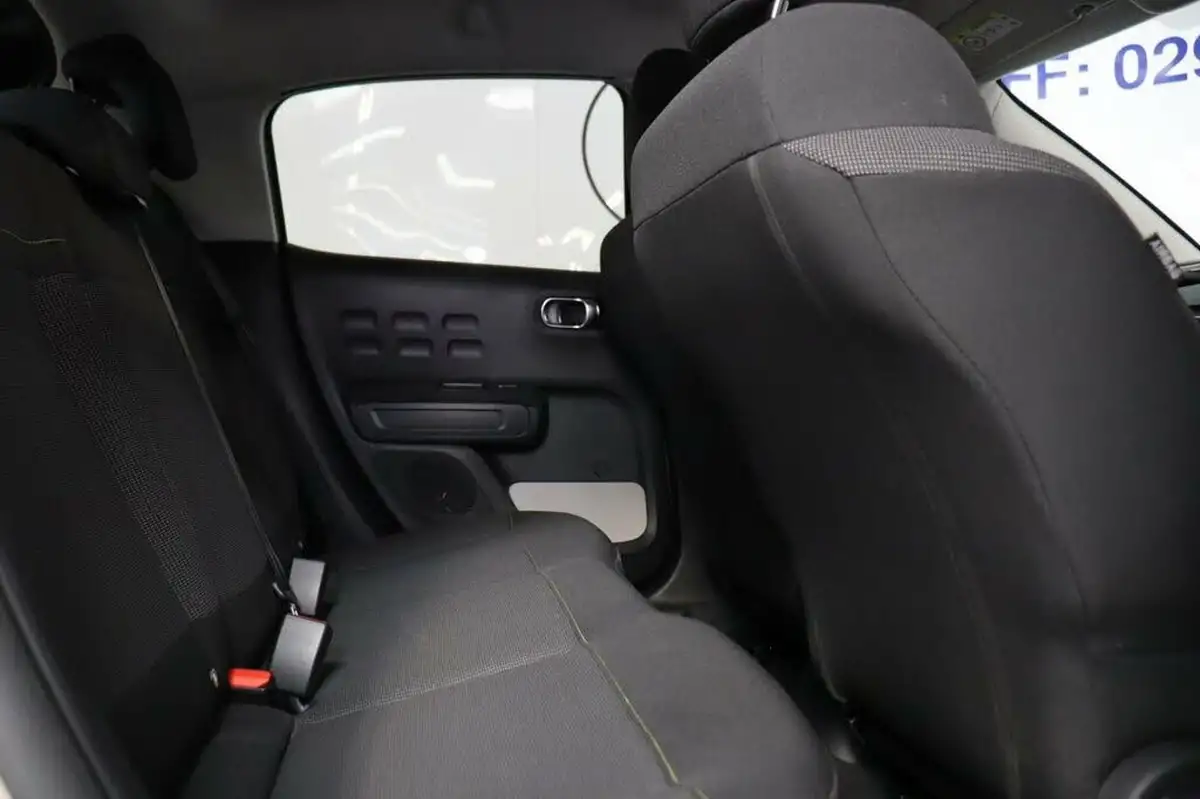 2024-citroen-c3-12-puretech-plus-110ps-eat6-big-25