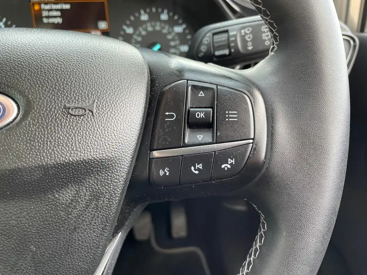 2022-ford-fiesta-10t-titanium-125ps-hybrid-mhev-big-28