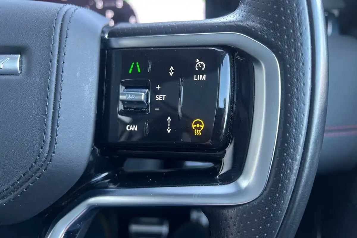 2021-land-rover-discovery-sport-20-d200-r-dynamic-hse-big-40