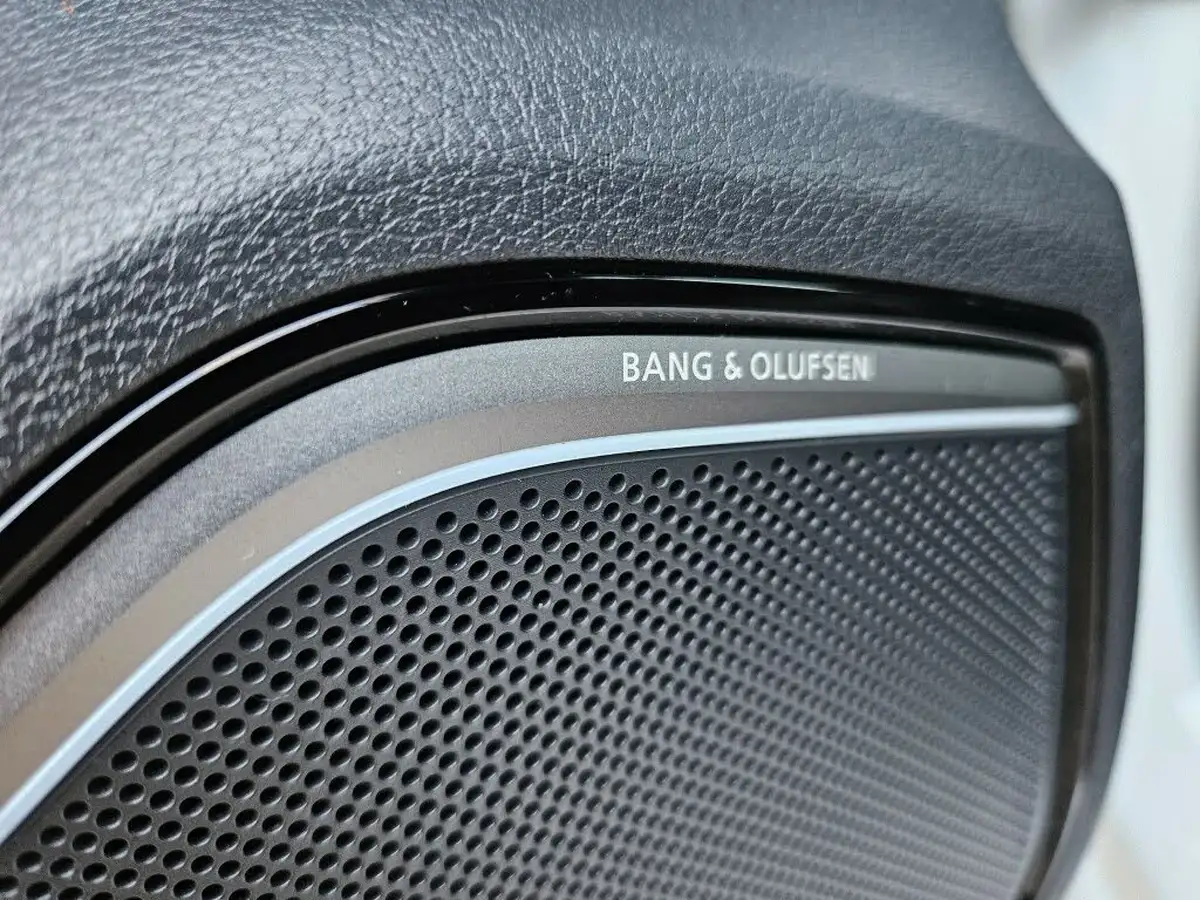 2016-audi-rs3-25-tfsi-quattro-nav-big-16