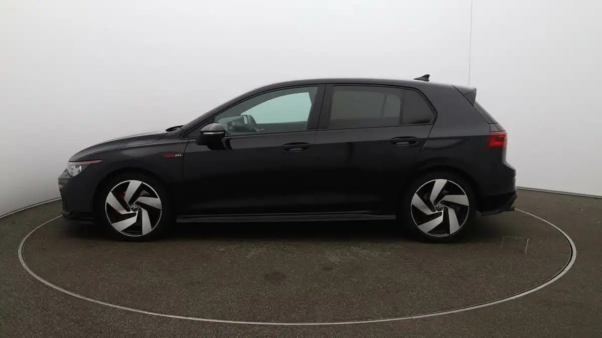 2022-volkswagen-golf-20-tsi-gti-dsg-big-56