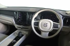 2021-volvo-xc60-20-b5-momentum-small-3