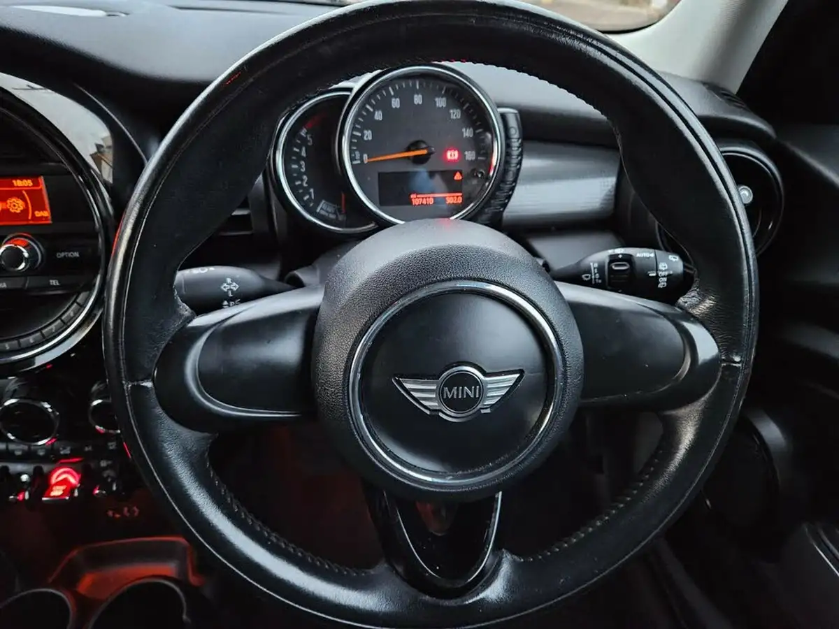 2015-mini-cooper-15td-cooper-d-114bhp-5d-big-17