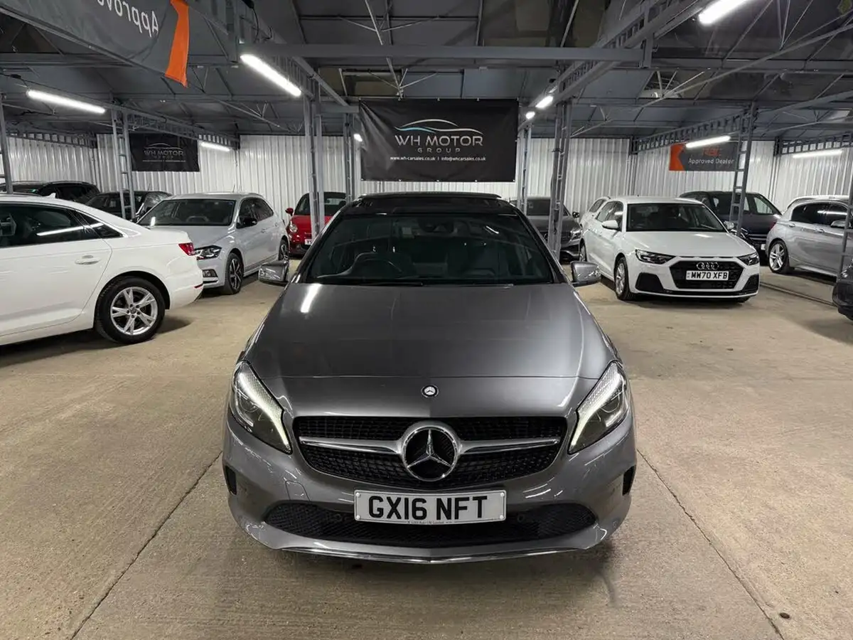 2016-mercedes-benz-a-class-21d-a200d-sport-premium-plusss-7g-dct-big-15