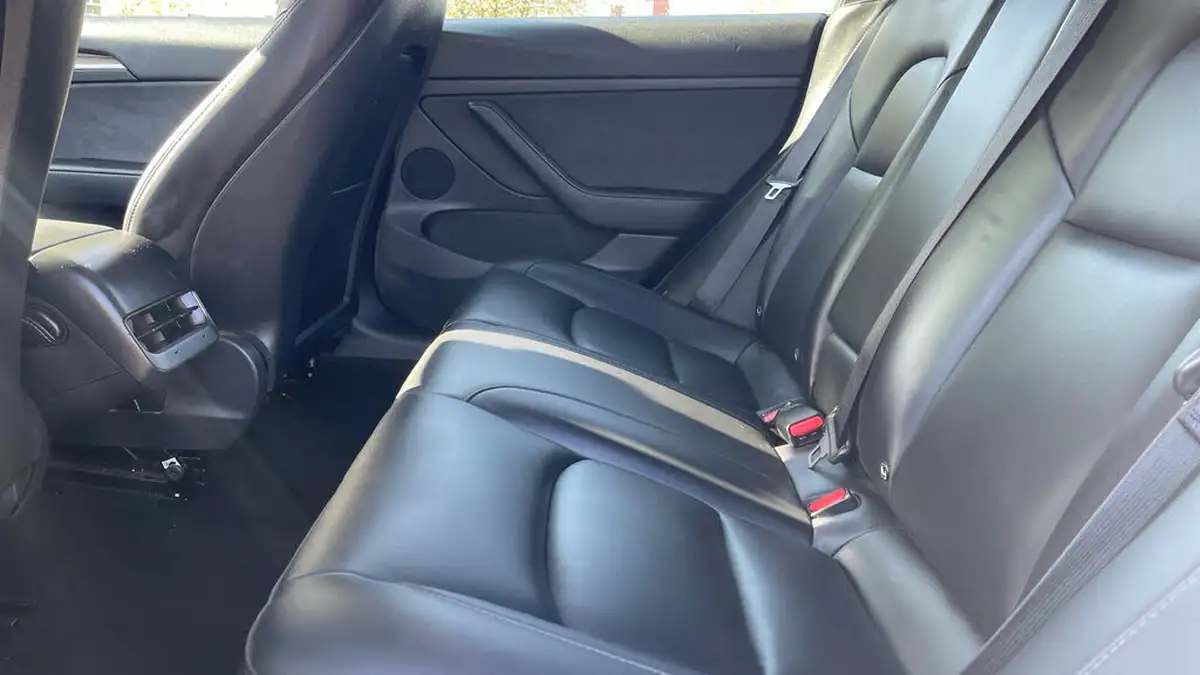 2021-tesla-model-3-e-standard-plus-big-13