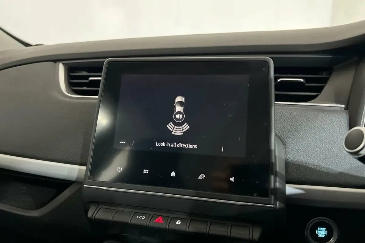 2021-renault-zoe-e-i-iconic-135ps-r135ze50-big-12