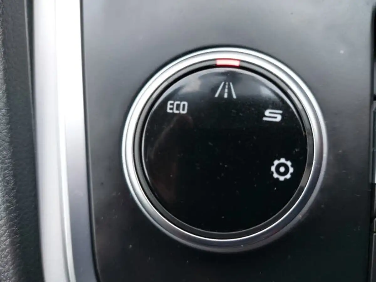 2023-seat-ateca-15-ecotsi-fr-dsg-big-16