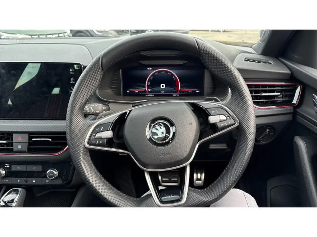 2024-skoda-kamiq-15-tsi-monte-carlo-dsg-big-9