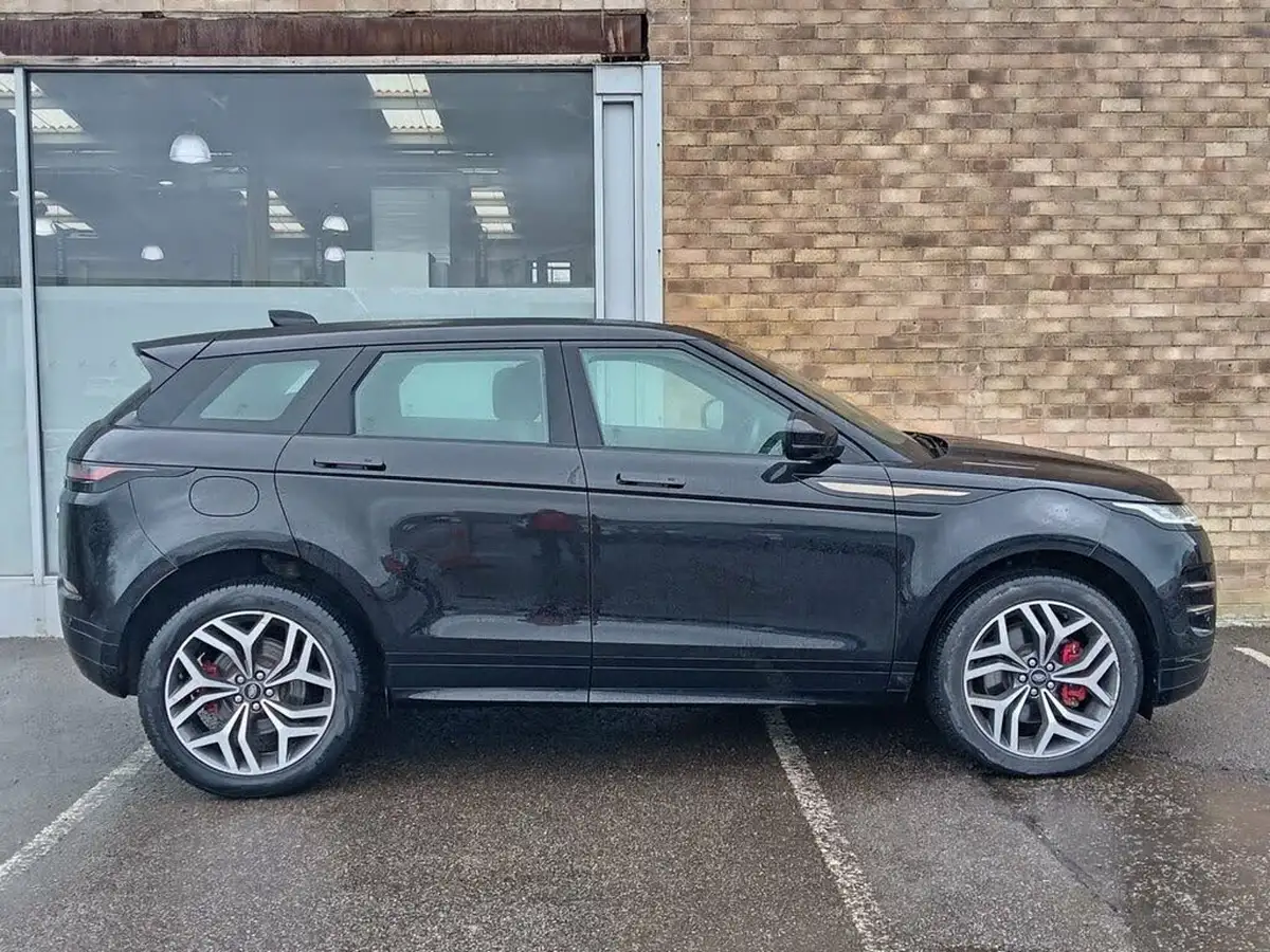2022-land-rover-range-rover-evoque-15-p300e-autobiography-big-2