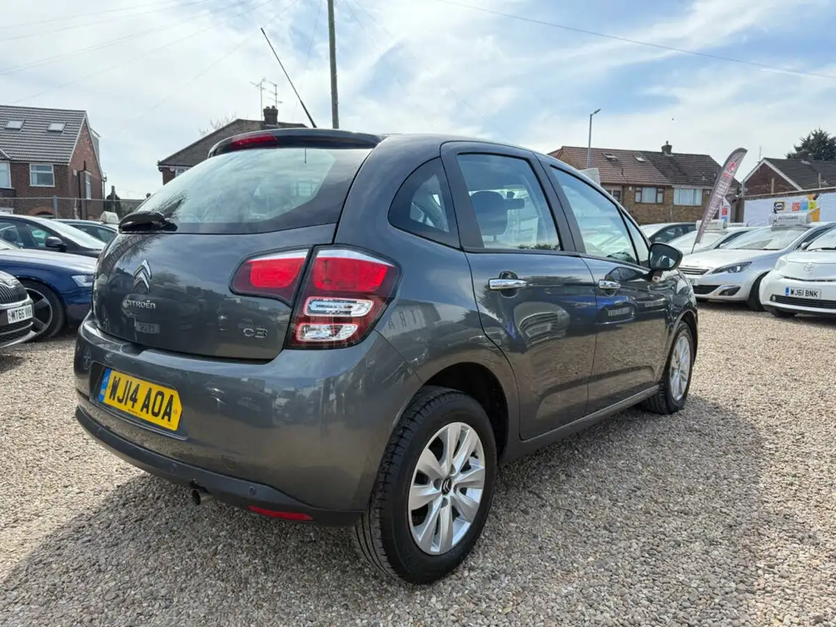 2014-citroen-c3-12-e-vti-vtr-big-16