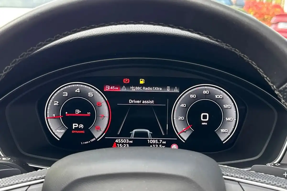 2022-audi-a4-avant-20-35-tfsi-s-line-tronic-big-29