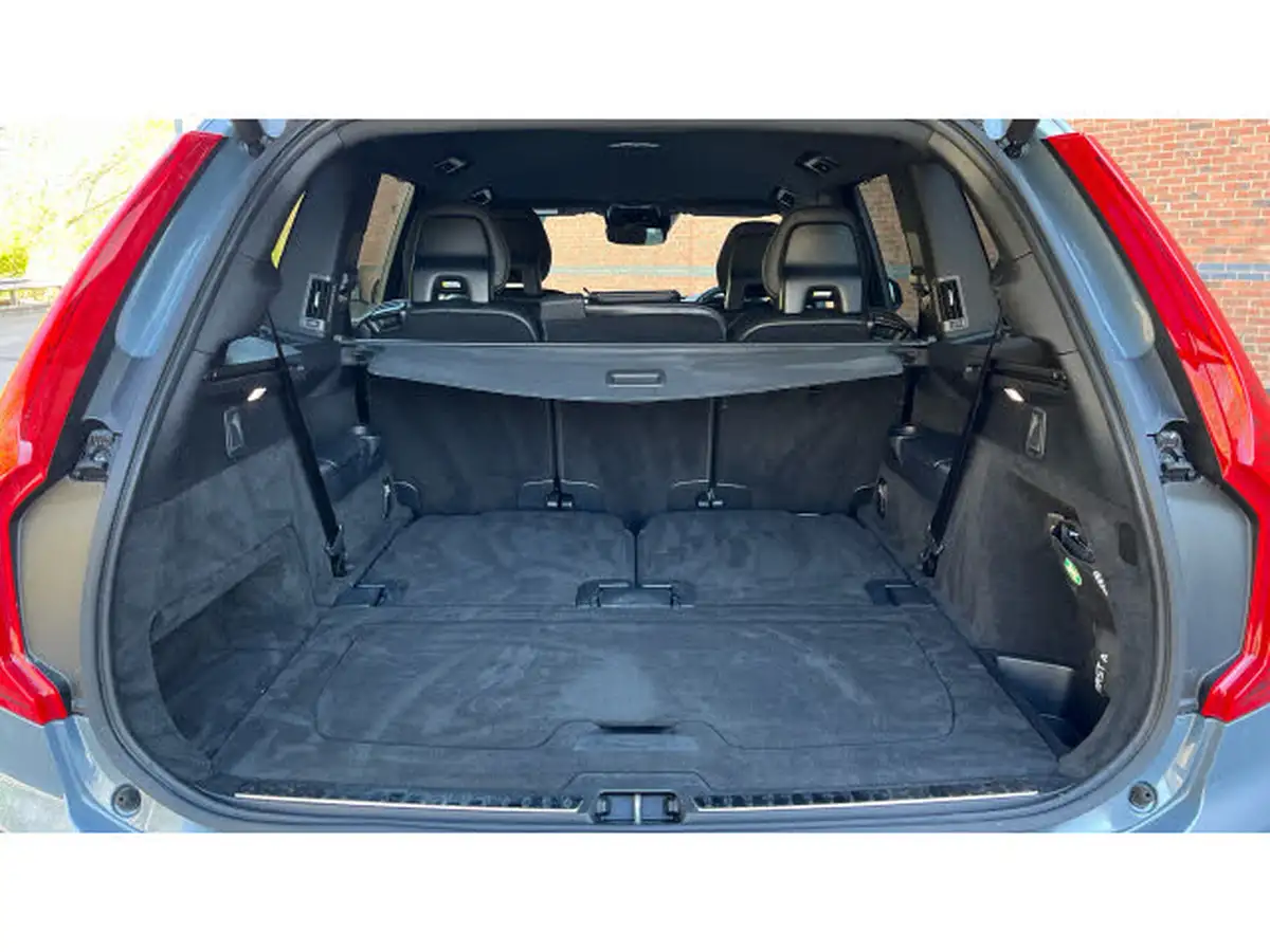 2019-volvo-xc90-20-t8-r-design-390bhp-big-16
