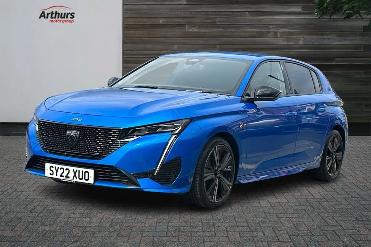 2022-peugeot-308-12-puretech-gt-premium-big-6