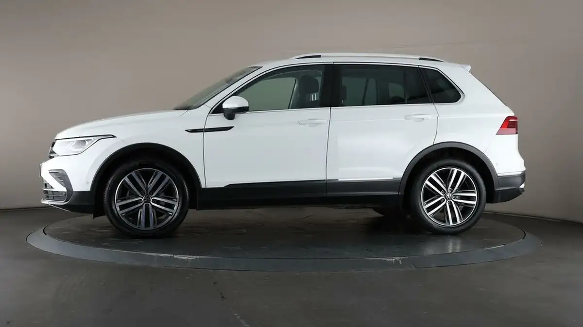 2021-volkswagen-tiguan-15-tsi-elegance-big-30