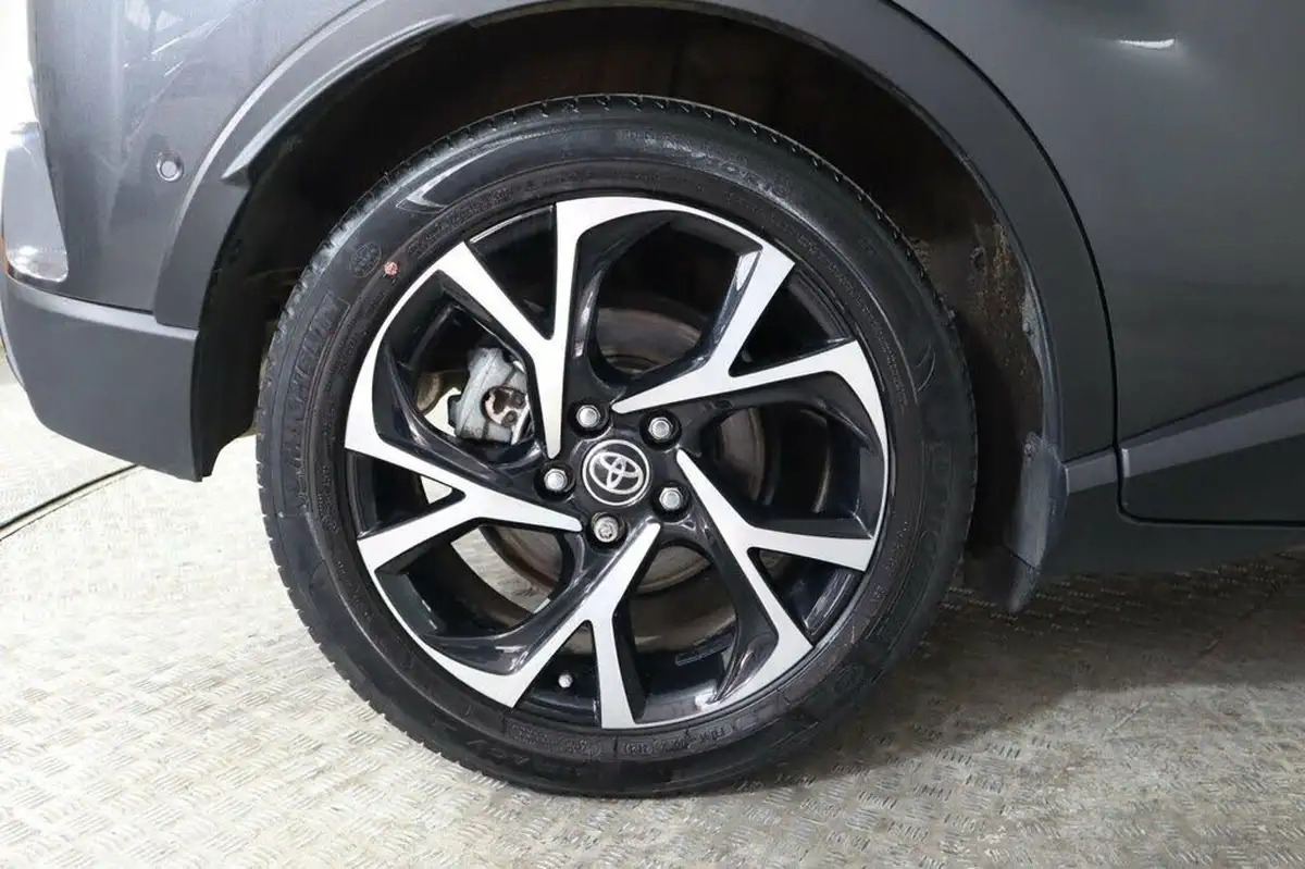 2021-toyota-c-hr-20-vvt-i-design-big-28