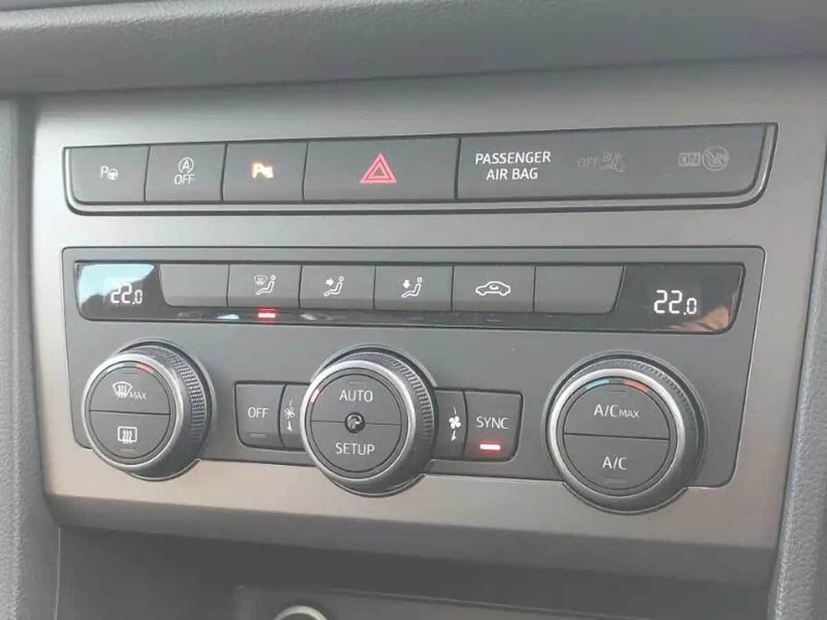 2024-cupra-ateca-15-ecotsi-v1-big-17
