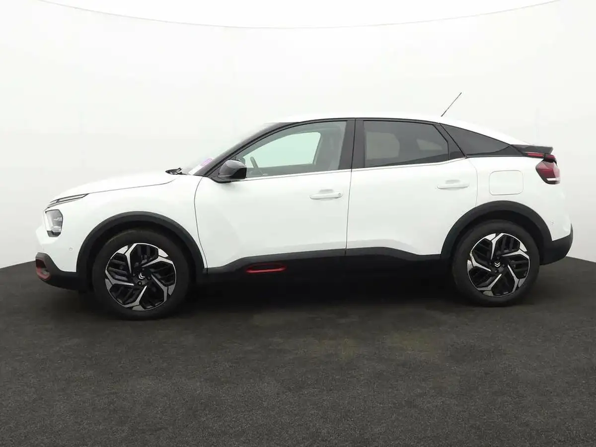 2023-citroen-c4-12-puretech-shine-plus-big-3