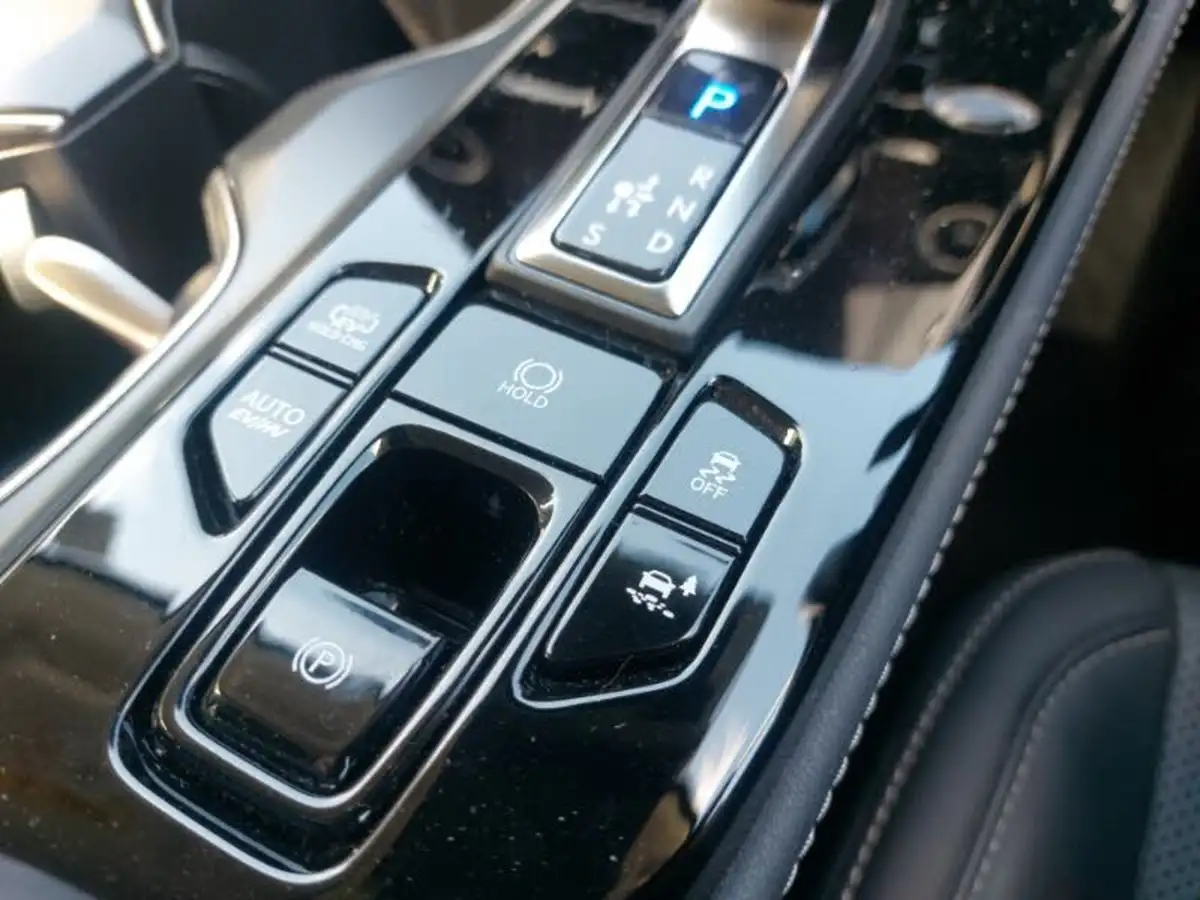 2022-lexus-nx-450h-25-nx-pack-big-13