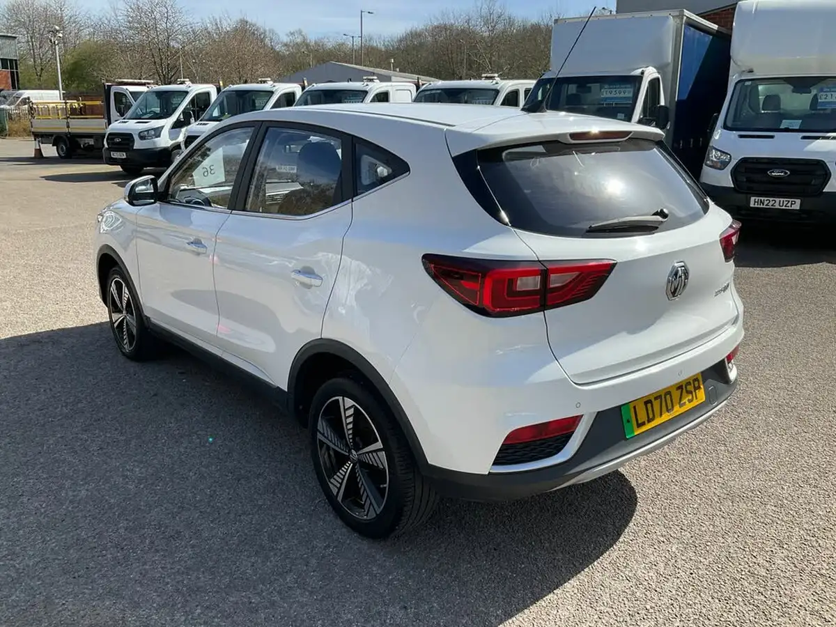 2020-mg-zs-suv-e-excite-ev-big-5