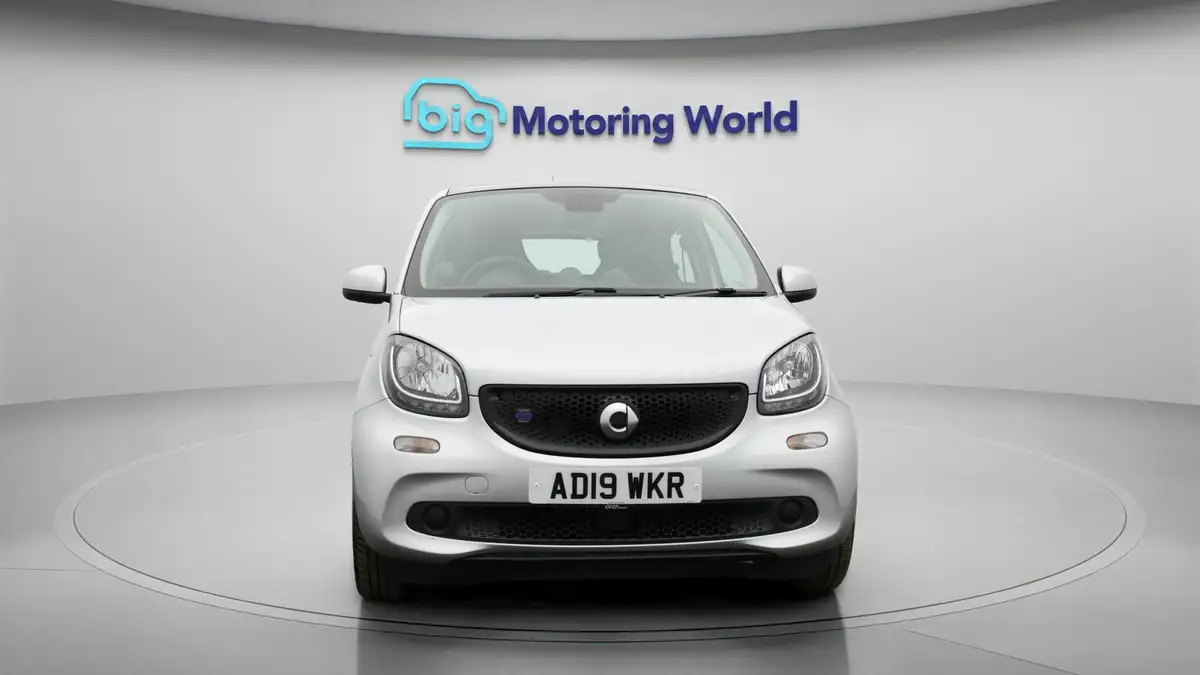 2019-smart-forfour-eq-prime-premium-big-1