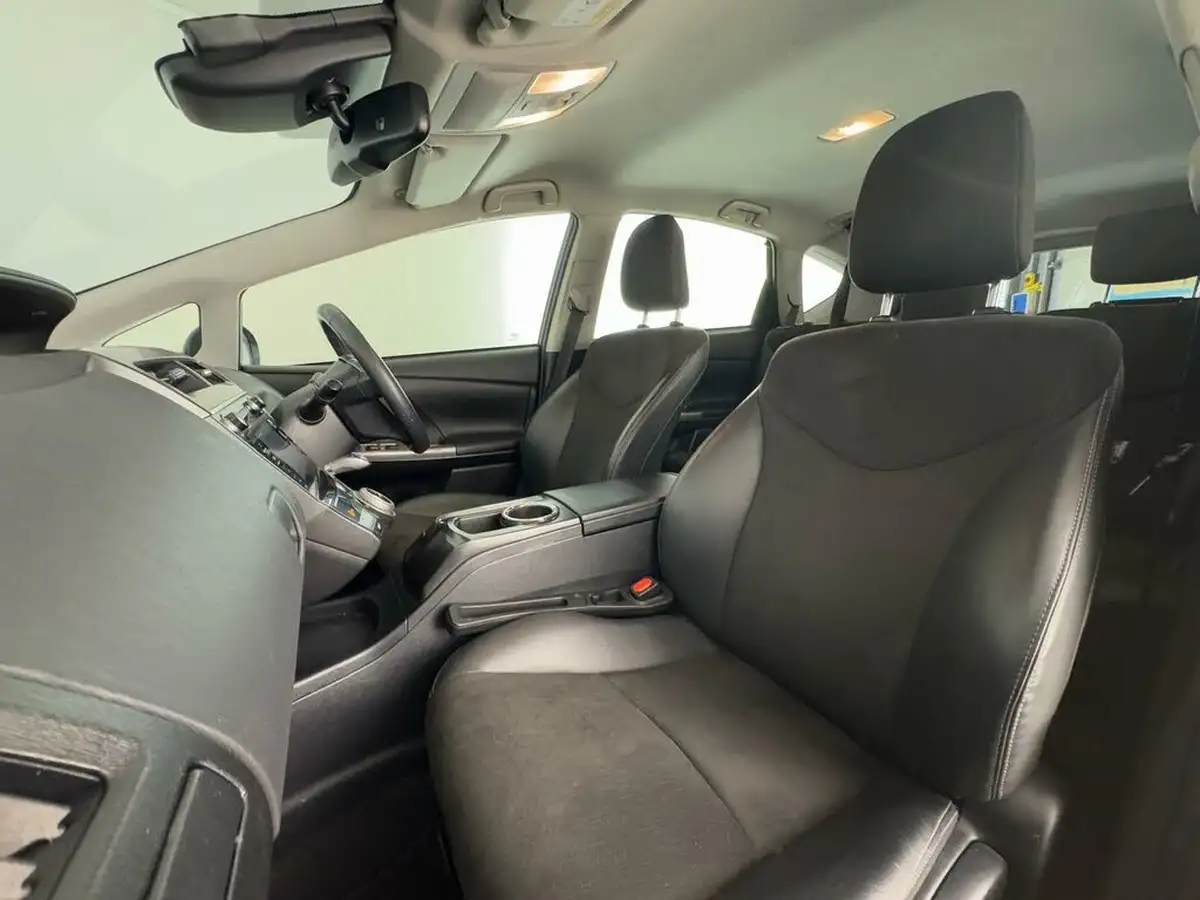 2020-toyota-prius-18-vvt-i-excel-big-41