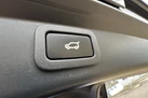 2022-jaguar-i-pace-ev400-black-small-22