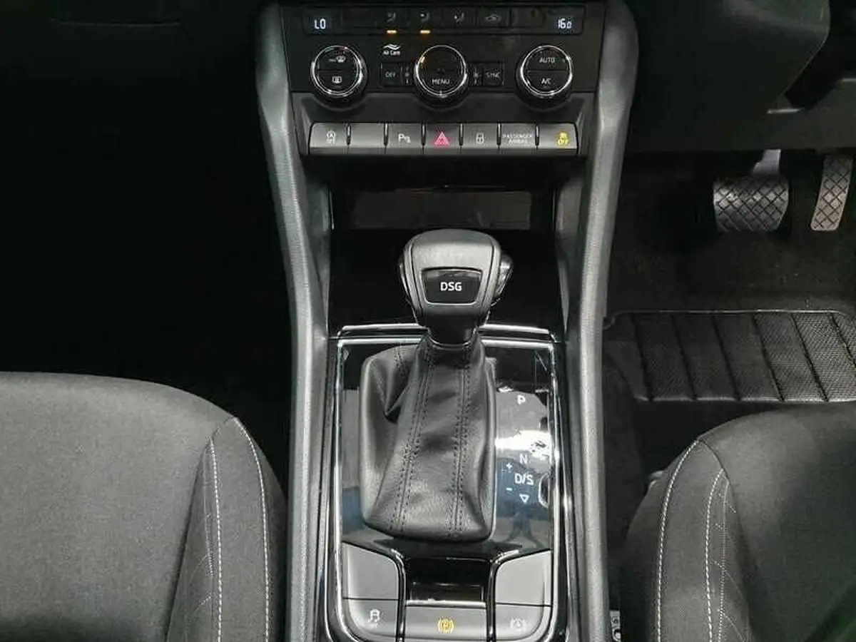 2021-skoda-karoq-15-tsi-se-technology-dsg-big-18
