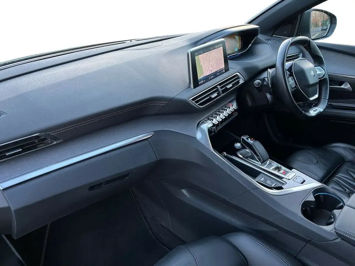 2020-peugeot-3008-suv-16-puretech-gt-300bhp-4x4-hybrid4-e-eat8-big-6