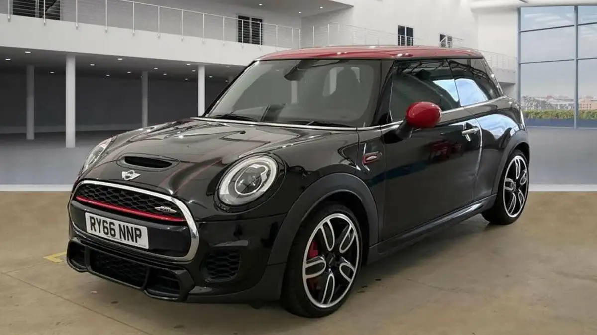 2016-mini-cooper-20-cooper-jcw-big-1